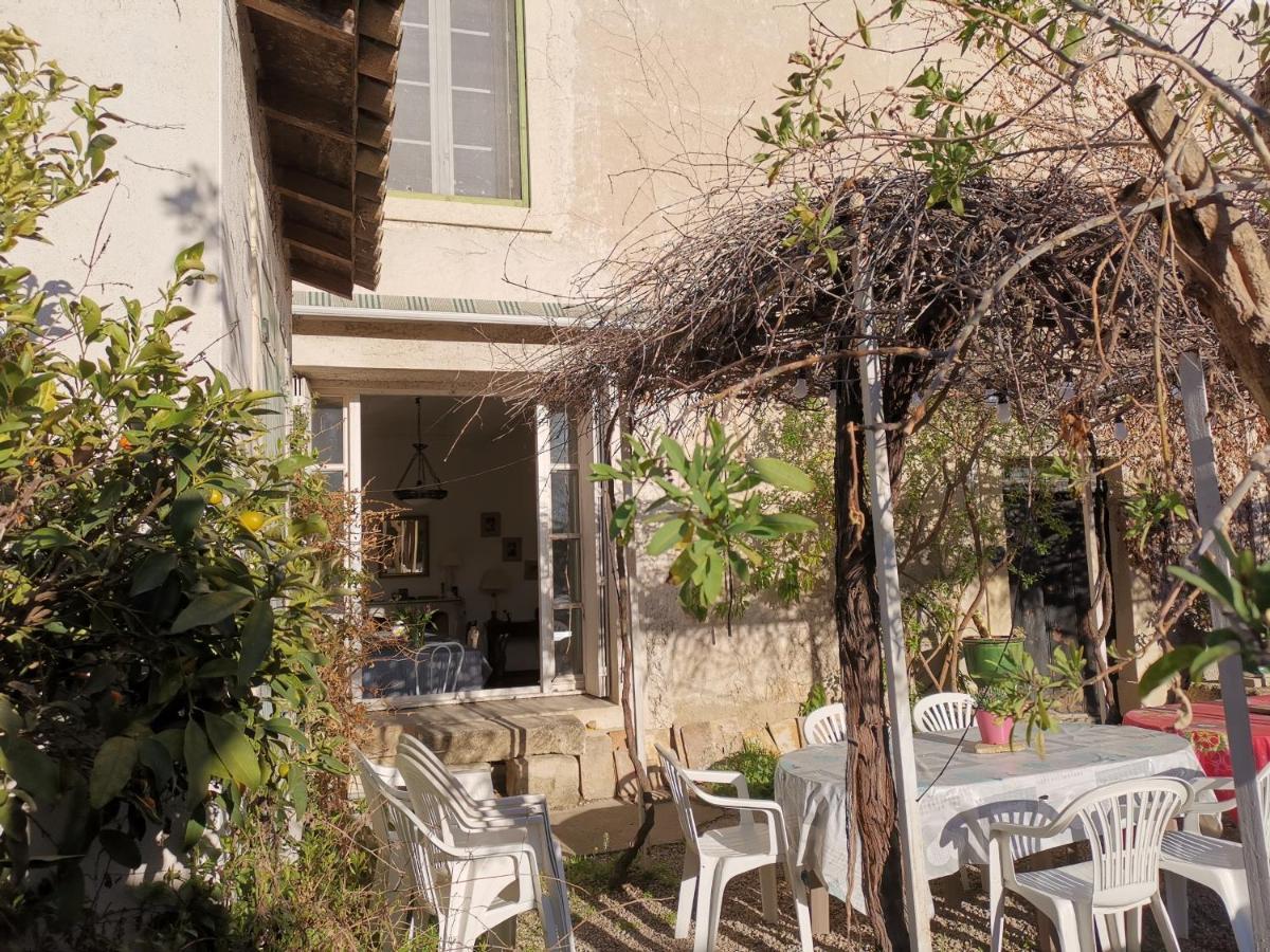 La Taniere 16 Couchages Villa Vergeze Exterior photo