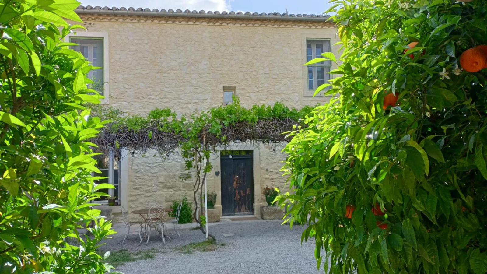 La Taniere 16 Couchages Villa Vergeze Exterior photo